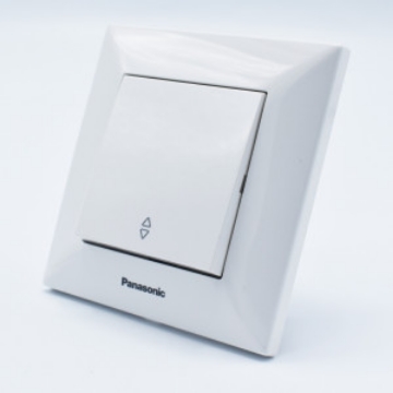 Arată detalii pentru Întrerupător cap scară Arkedia Panasonic ST alb Imagine Întrerupător cap scară Arkedia Panasonic ST alb