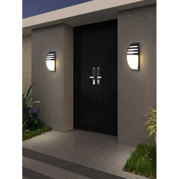 Arată detalii pentru Aplica LED neagră 20W cu senzor IR 180° EV102 250x122x80 IP65 Imagine Aplica LED neagră 20W cu senzor IR 180° EV102 250x122x80 IP65