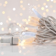 Imagine Șir luminos, 100 LED-uri intermitente, cablu alb, 90 LED-uri alb cald + 10 LED-uri albe FLASH
