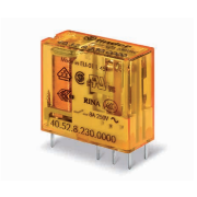 Imagine FINDER - Releu miniaturizat, implantabil, 5mm între pinii contactului, bobină standard (650mW), alimentare 24VC.C., 2C, 8A, AgNi