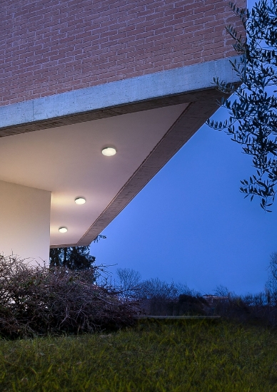 Imagine Plafonieră LED de exterior REDO SKOR 17W IP54 DC 3000K 90006