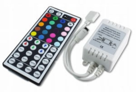 Imagine CONTROLER + DIMMER CU TELECOMANDA pt.BANDA LED RGB+ALB 32A