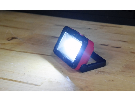Imagine REFLECTOR PORTABIL, 5W, LED COB, 300LM