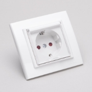 Imagine Priză Schuko cu capac 16A alb Mina - OVIVO | 401-010300-243
